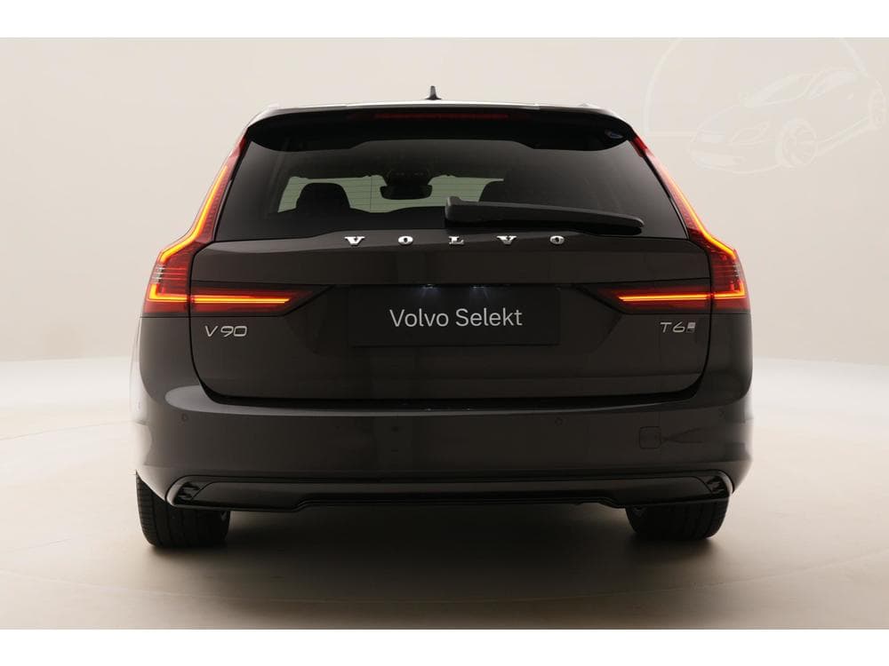 2025 Volvo V90 - 23