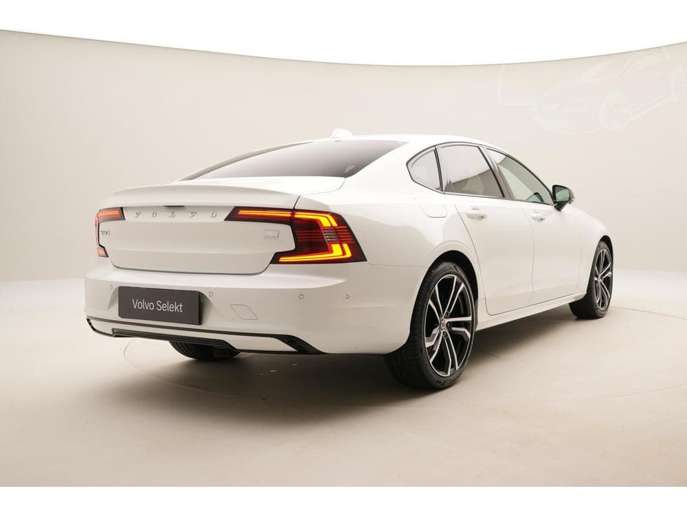2024 Volvo S90 - 34