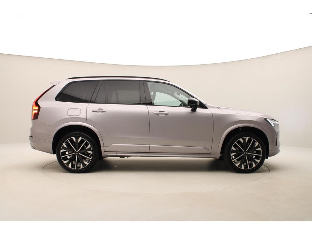 2025 Volvo XC90 - 37
