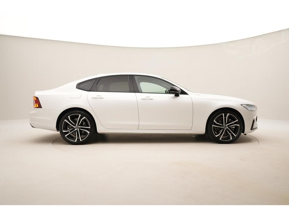 2024 Volvo S90 - 37