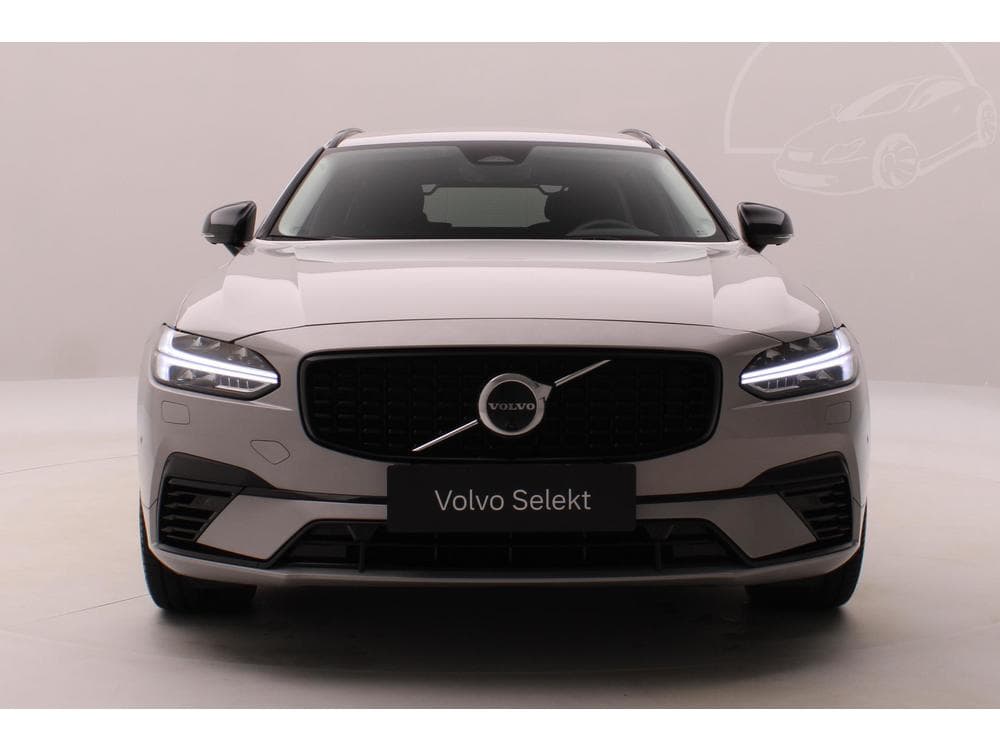 2025 Volvo V90 - 31