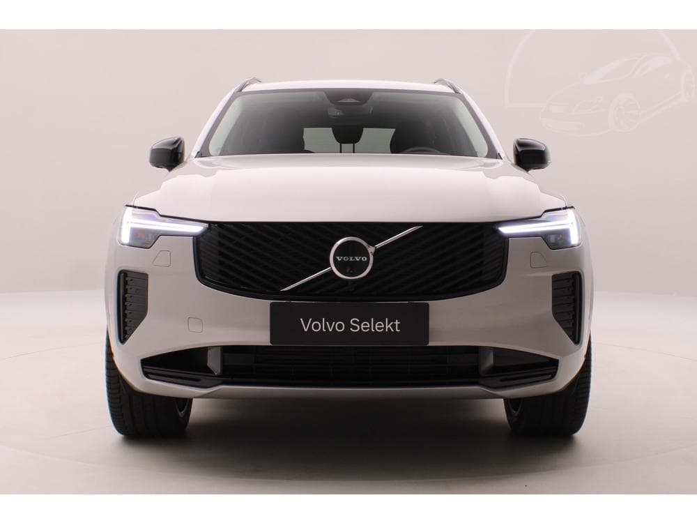 2025 Volvo XC90 - 31