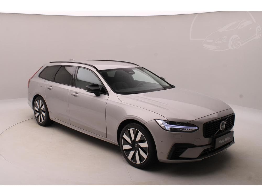 2025 Volvo V90 - 33