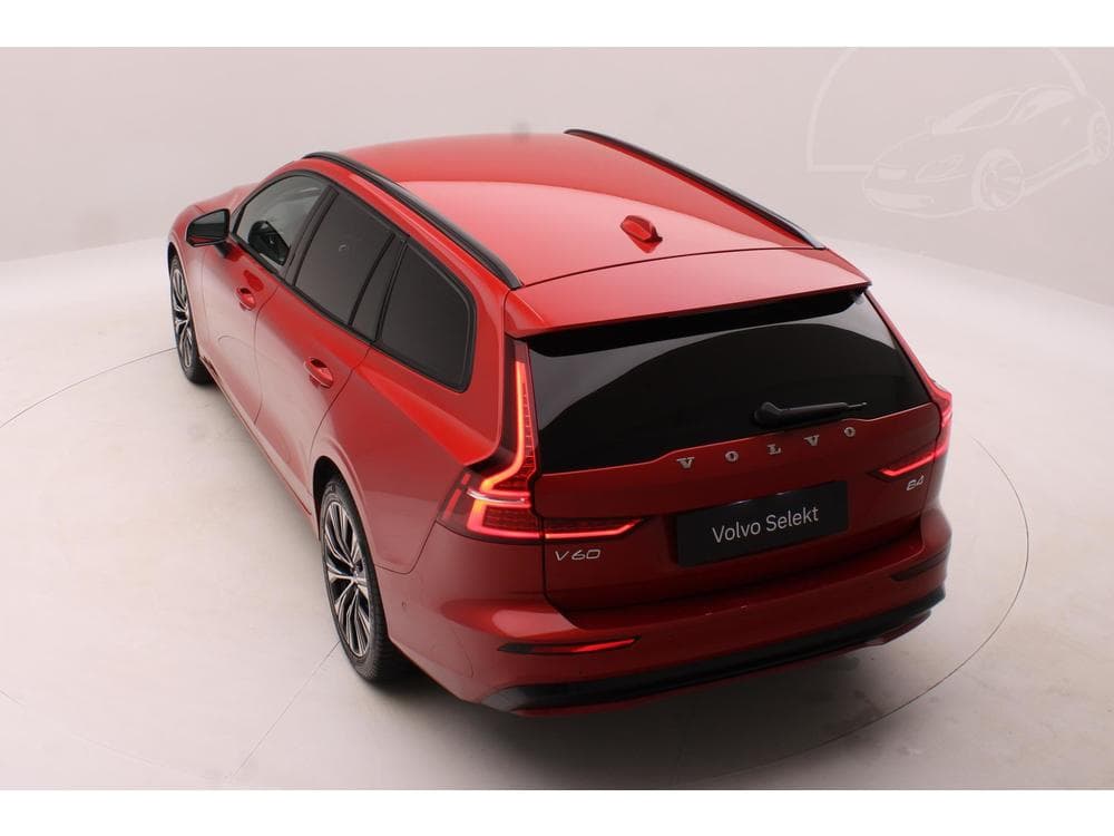 2024 Volvo V60 - 18