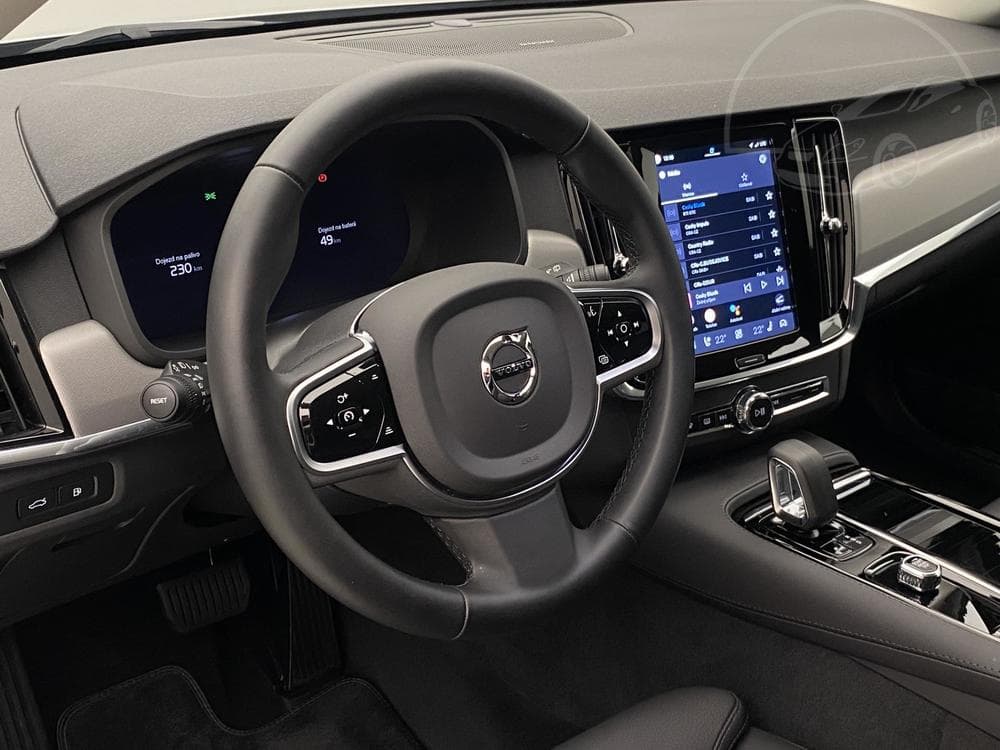 2025 Volvo V90 - 37