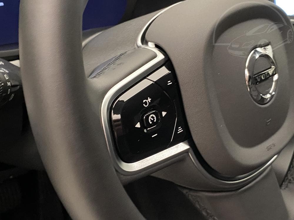 2025 Volvo V90 - 39