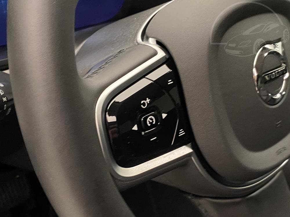 2025 Volvo V90 - 39