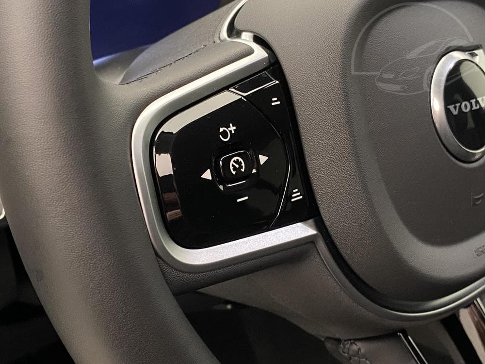 2025 Volvo XC90 - 39