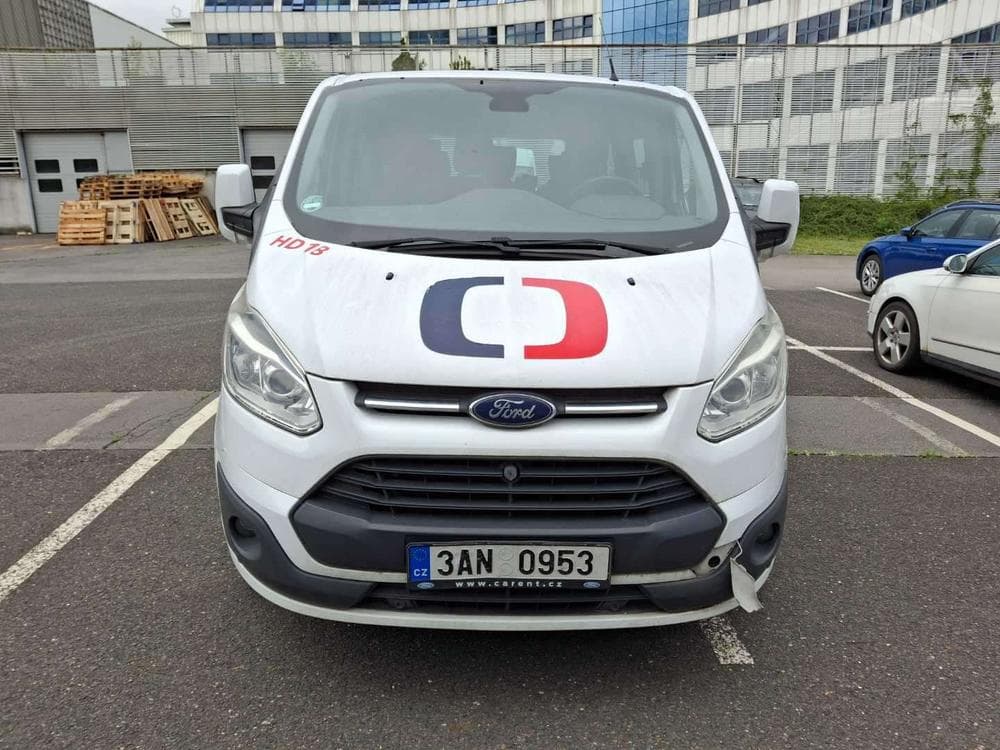 2013 Ford TOURNEO - 2