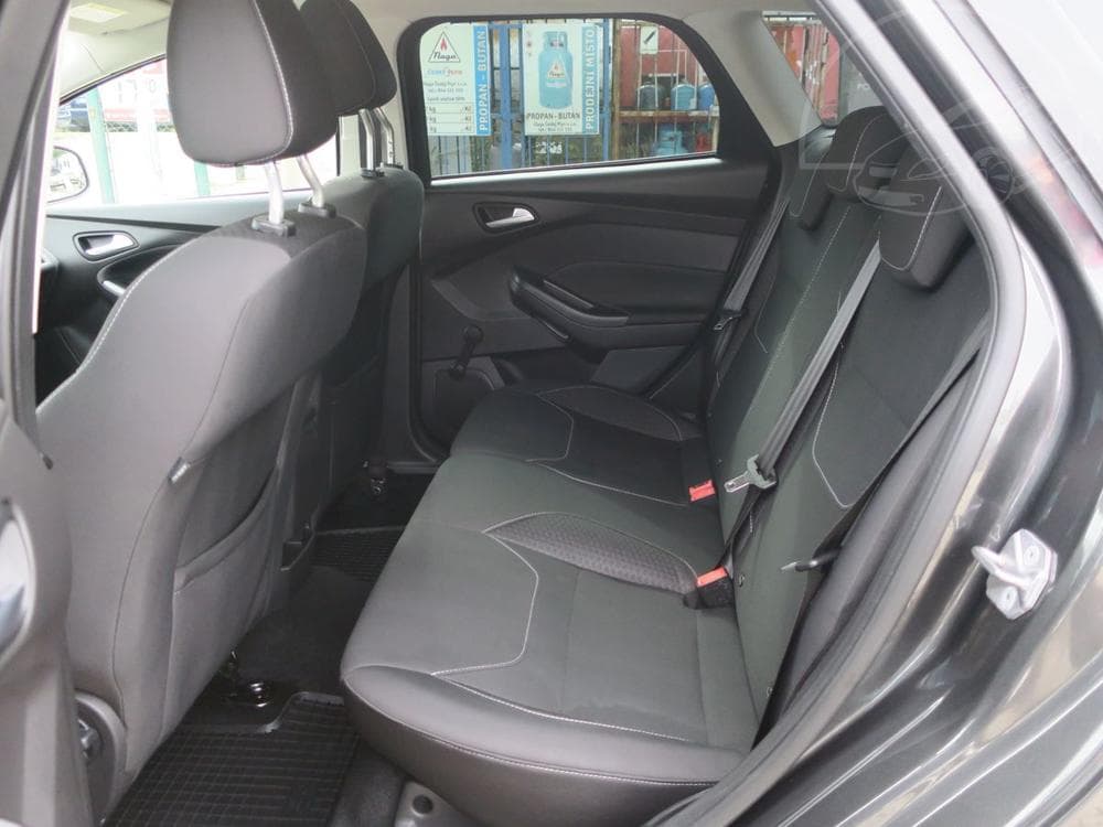 2016 Ford FOCUS - 8
