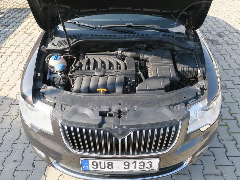 2011 Škoda SUPERB - 35