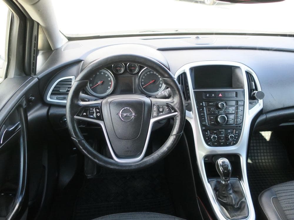 2016 Opel ASTRA - 9