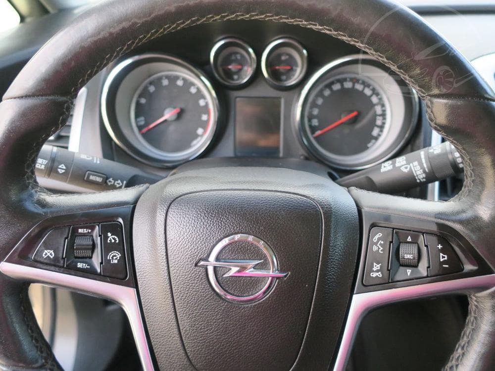 2016 Opel ASTRA - 11
