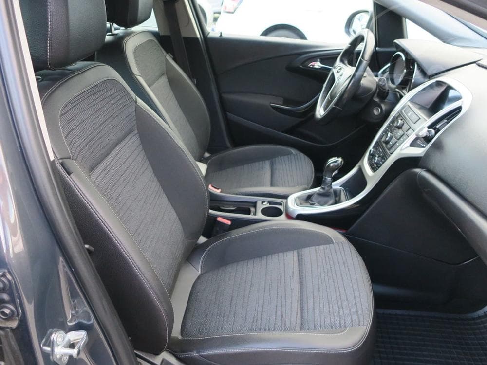 2016 Opel ASTRA - 16