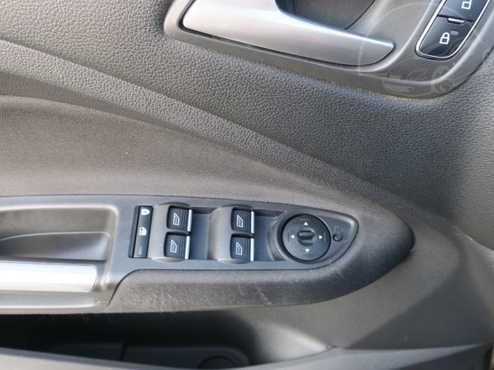 2015 Ford C-MAX - 11