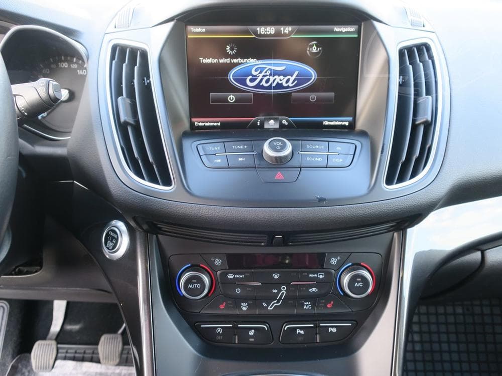 2015 Ford C-MAX - 15