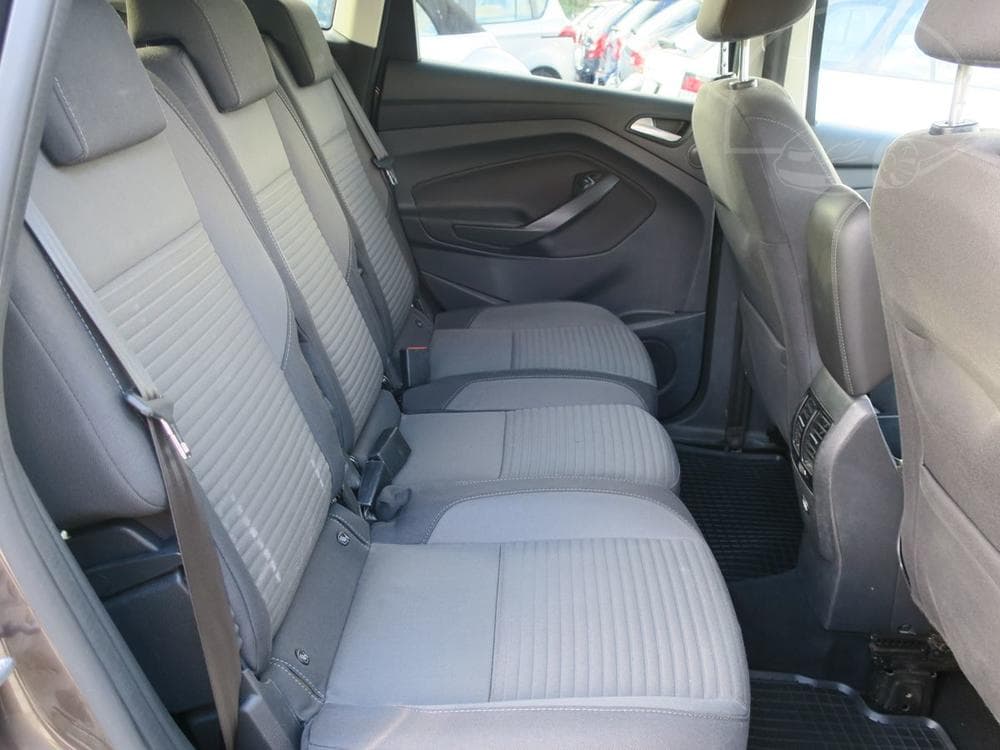 2015 Ford C-MAX - 20