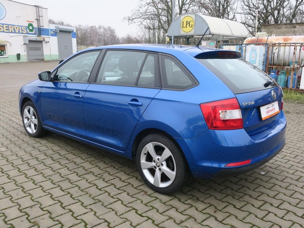 2013 Škoda RAPID - 11