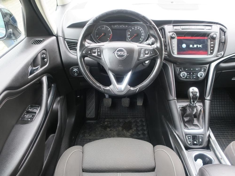 2017 Opel Zafira - 10