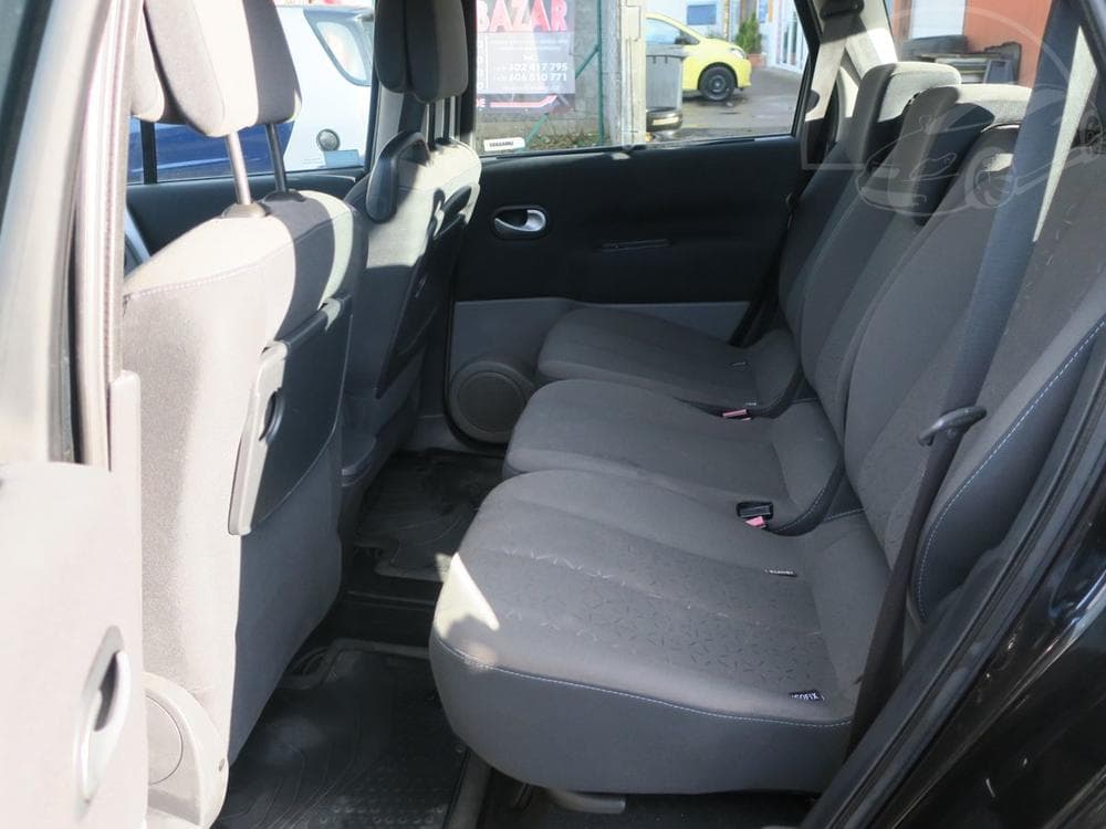 2009 Renault SCENIC - 9