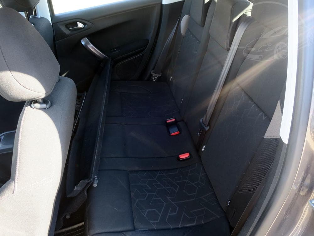 2015 Peugeot 2008 - 9