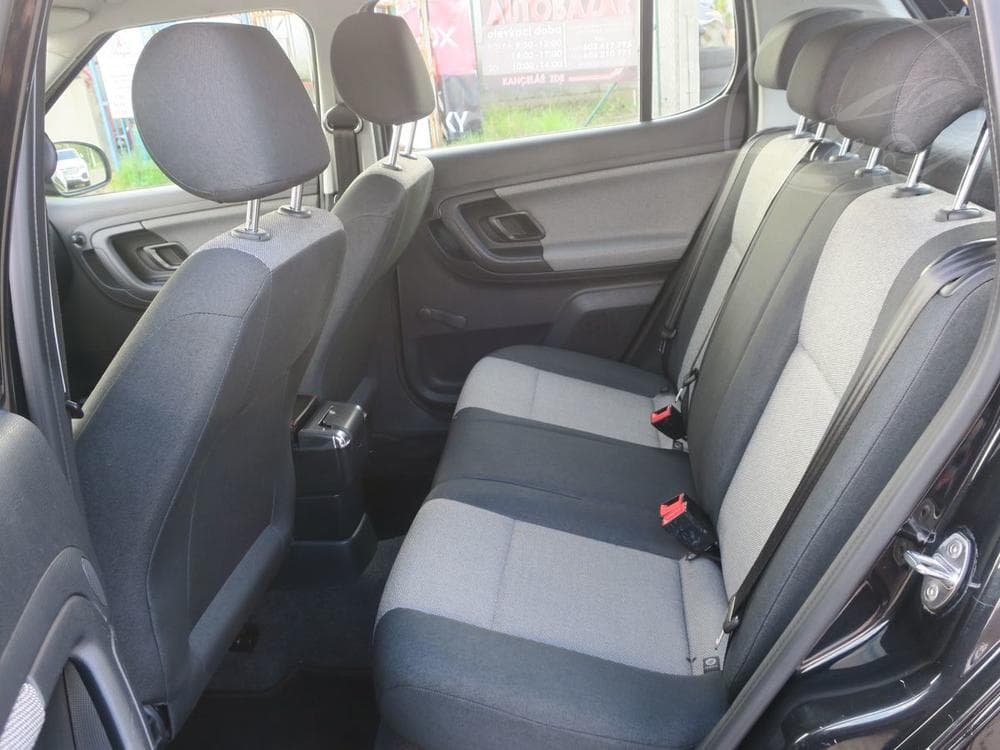 2014 Škoda FABIA - 8