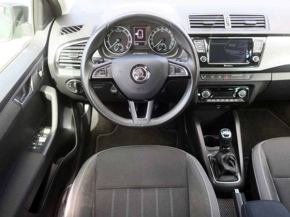 2019 Škoda FABIA - 9