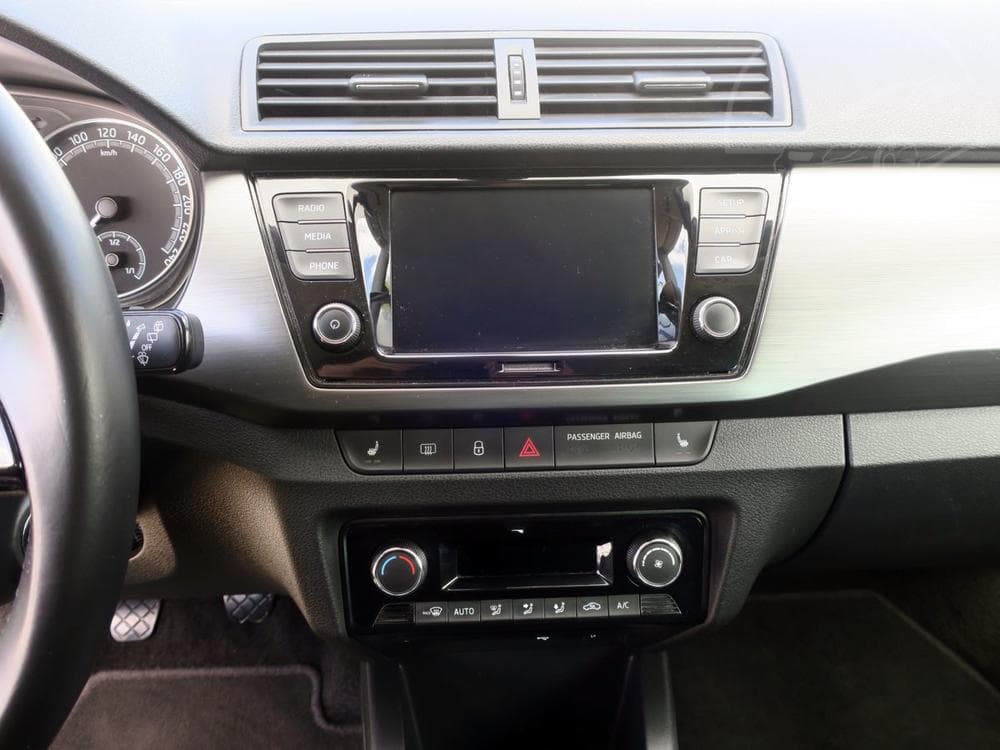 2019 Škoda FABIA - 12