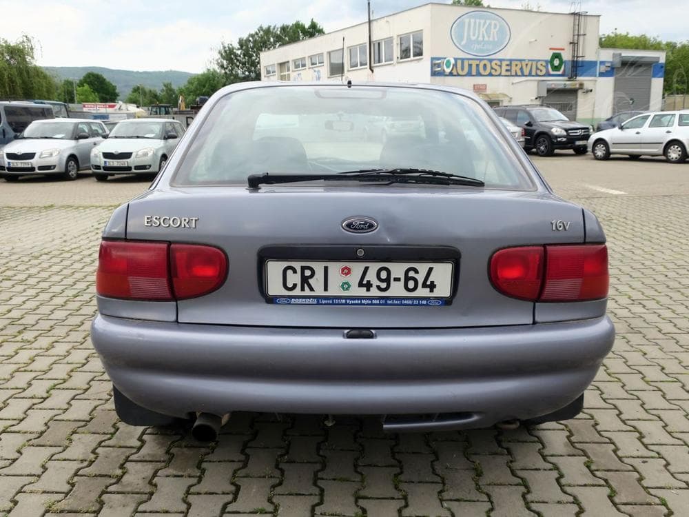 1998 Ford ESCORT - 5