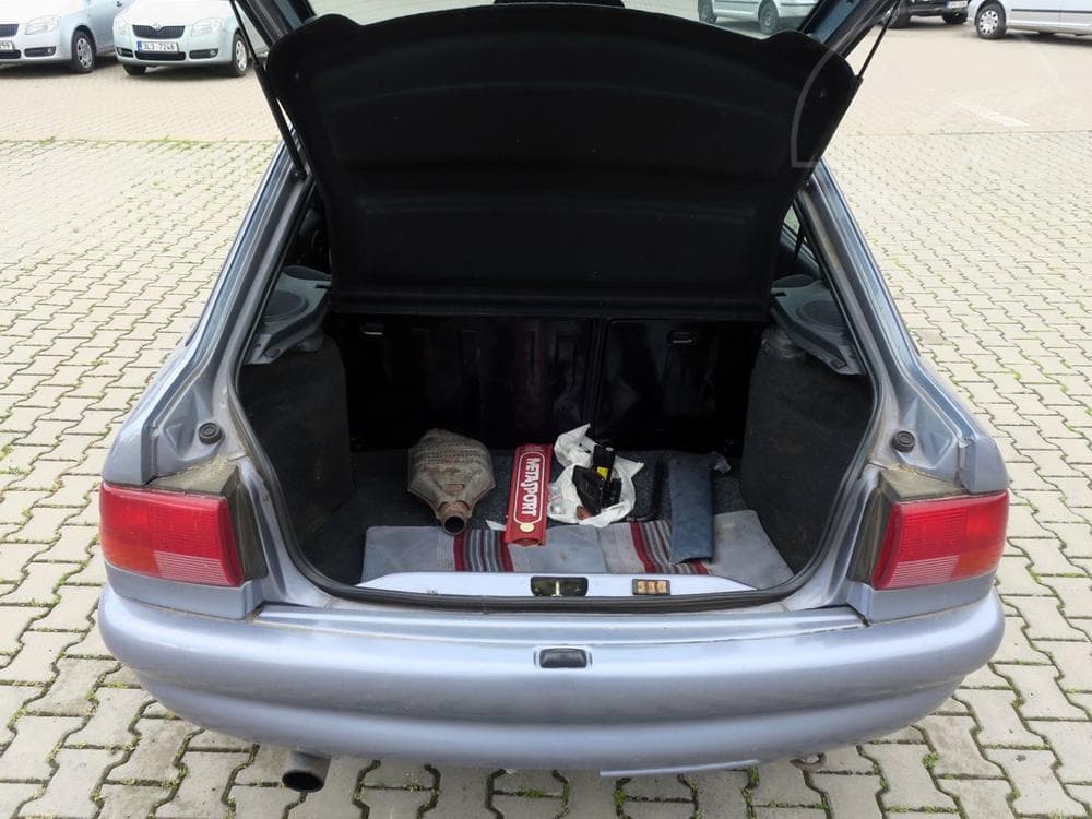 1998 Ford ESCORT - 7