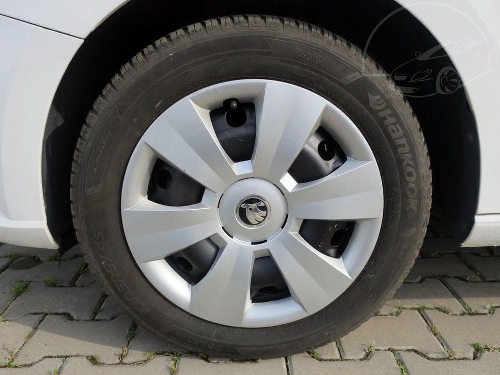 2017 Škoda FABIA - 25