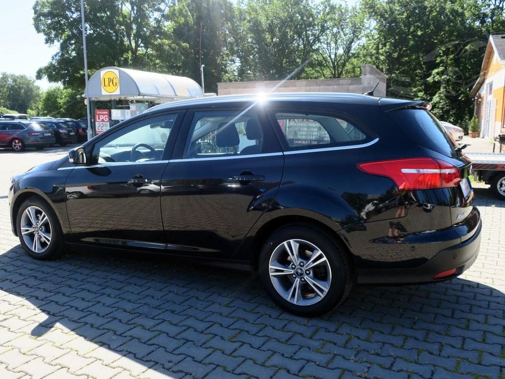2015 Ford FOCUS - 11