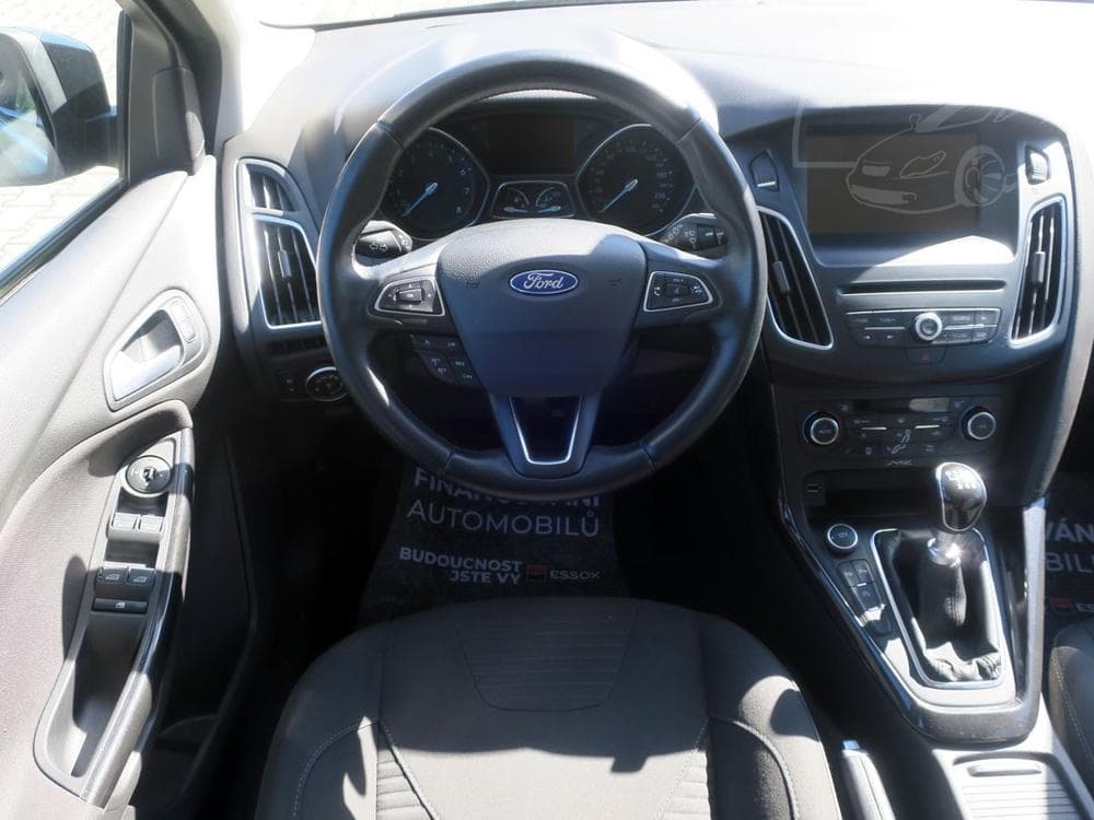 2015 Ford FOCUS - 17