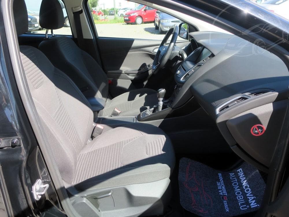 2015 Ford FOCUS - 37