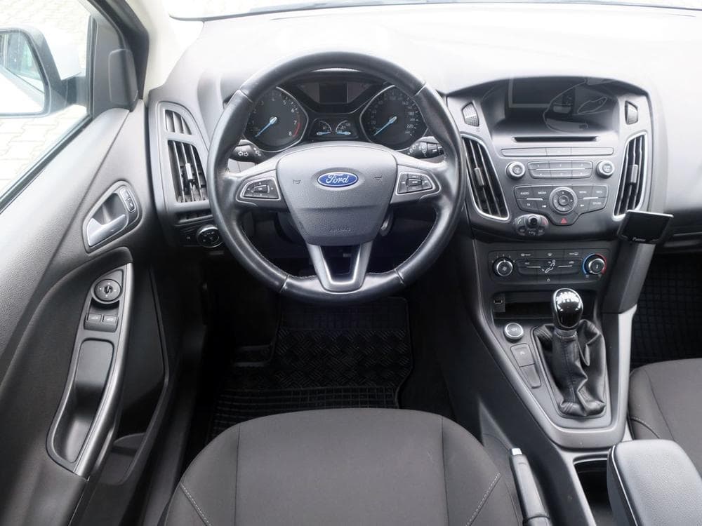 2015 Ford FOCUS - 17