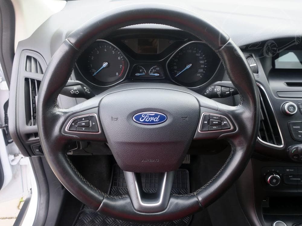 2015 Ford FOCUS - 21