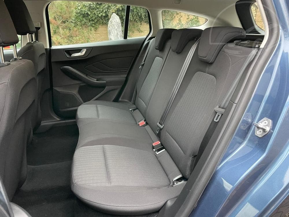 2020 Ford Focus - 17