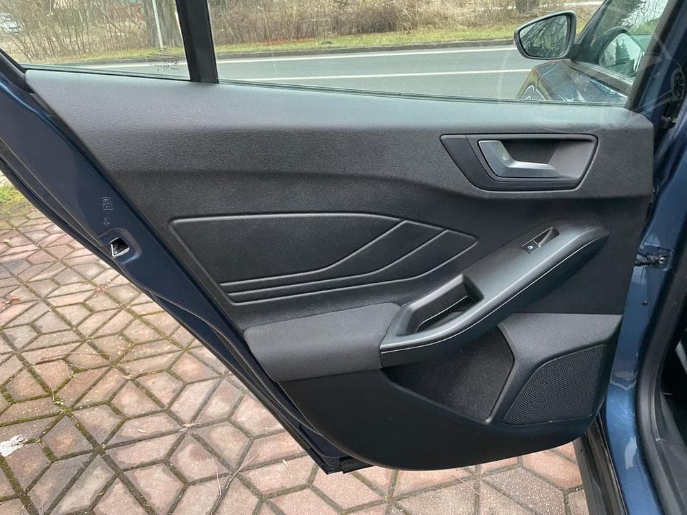 2020 Ford Focus - 19