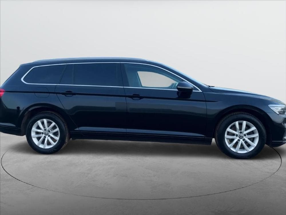 2022 Volkswagen PASSAT - 10