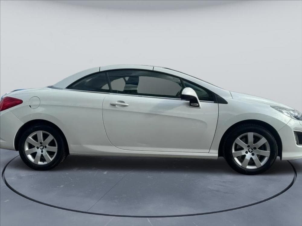2012 Peugeot 308 - 7