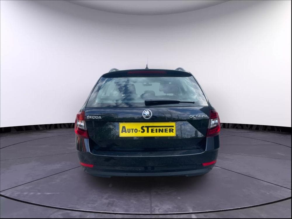 2018 Škoda OCTAVIA - 11