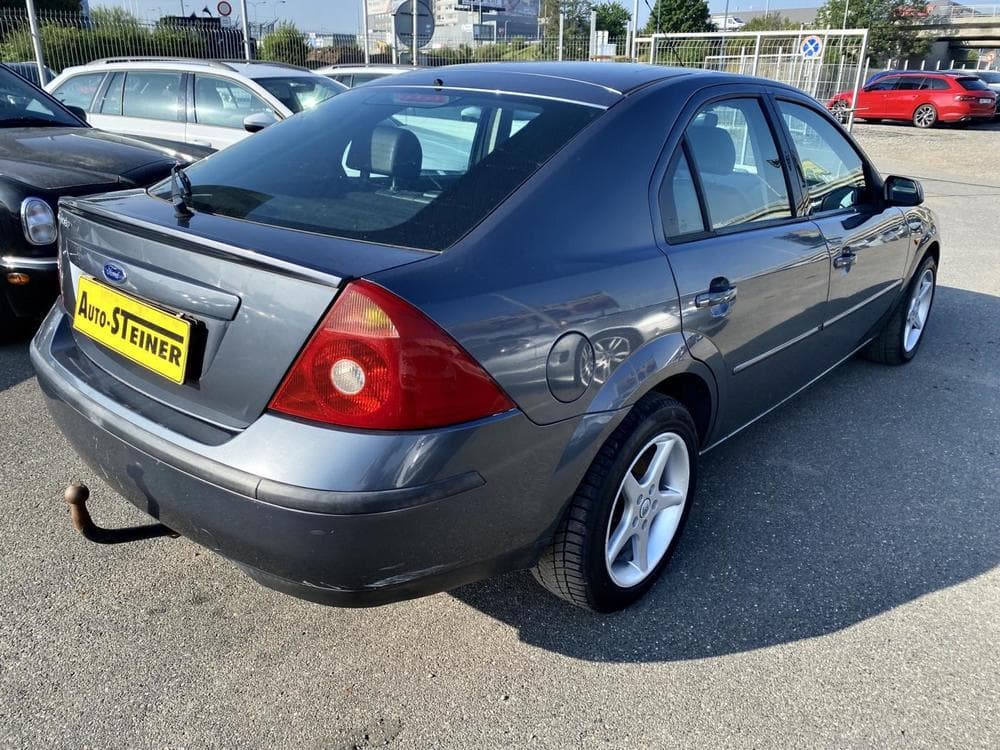 2003 Ford MONDEO - 11