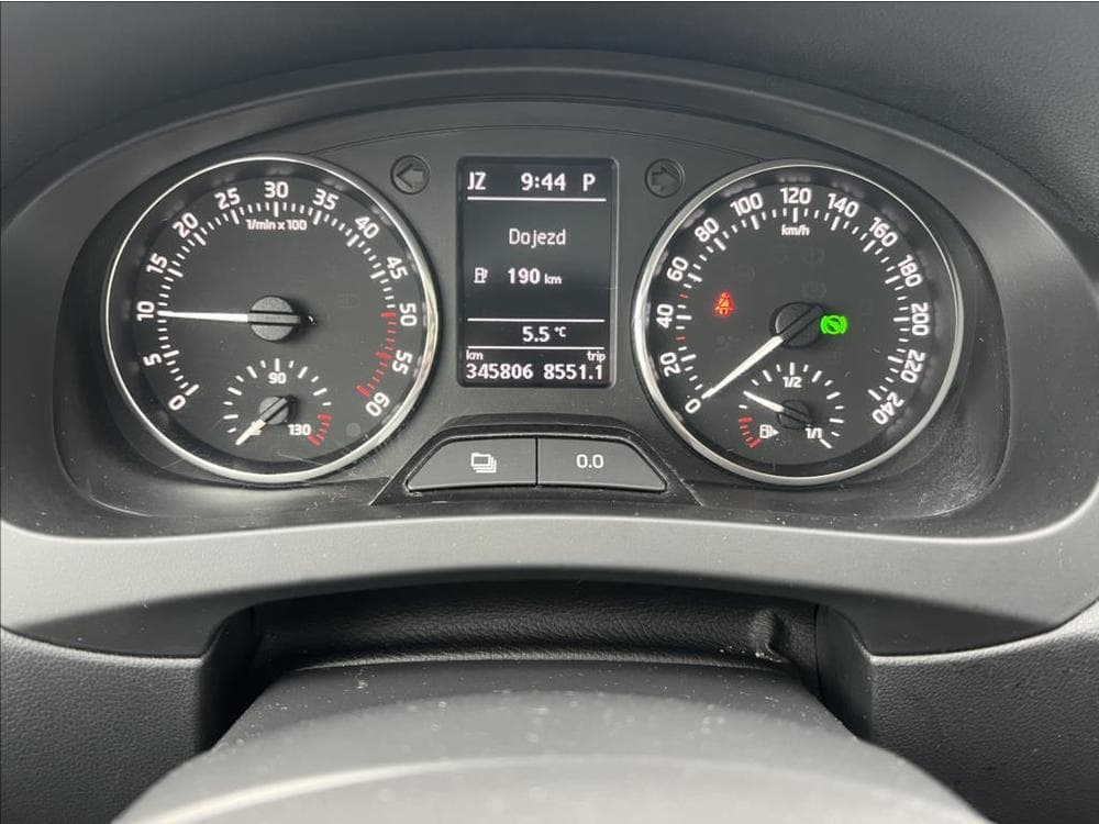 2014 Škoda RAPID - 13