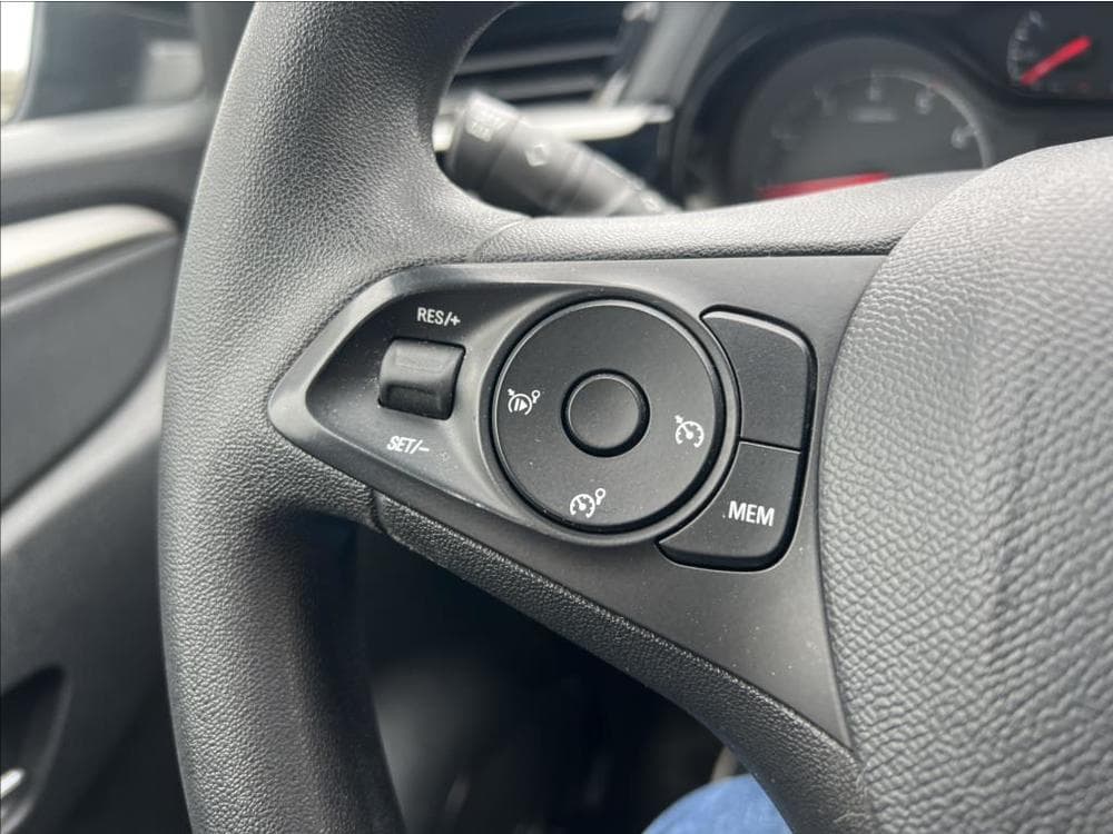 2021 Opel CORSA - 13