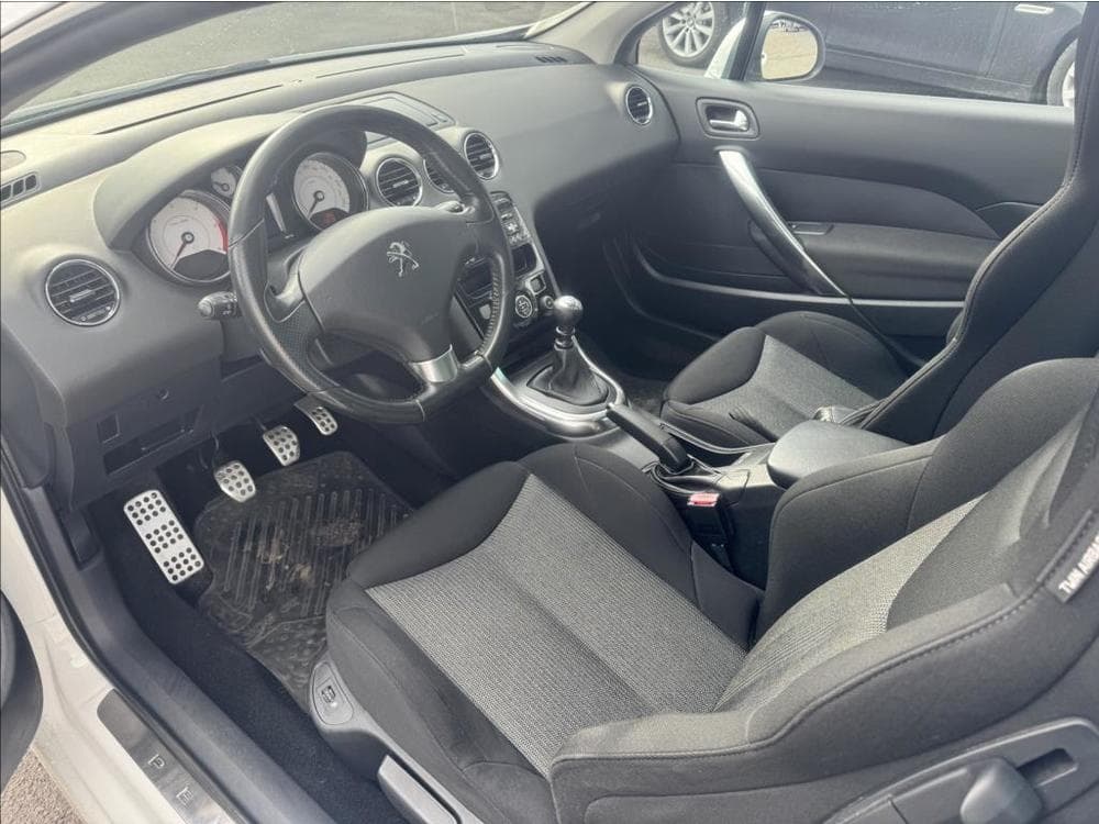2012 Peugeot 308 - 25