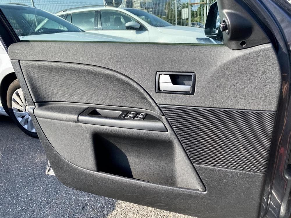 2003 Ford MONDEO - 15
