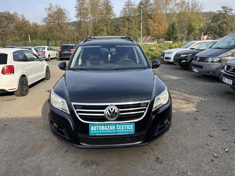 2011 Volkswagen TIGUAN - 2