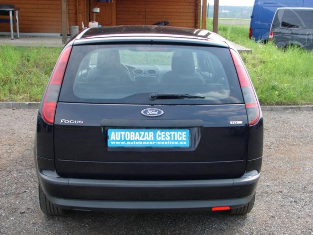 2006 Ford FOCUS - 3