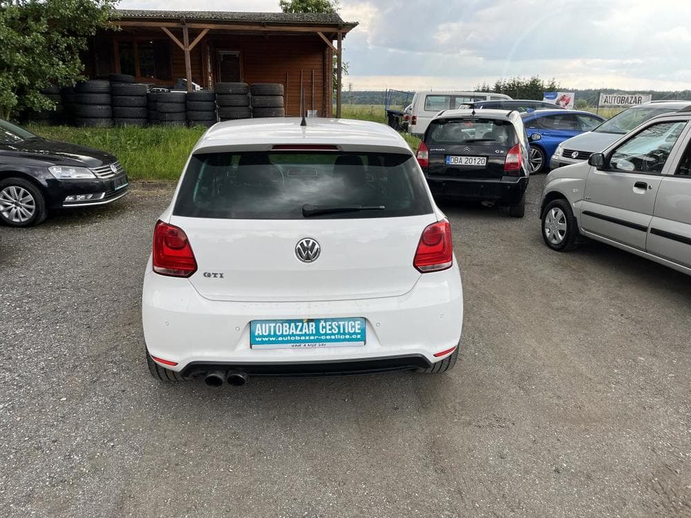 2010 Volkswagen POLO - 4