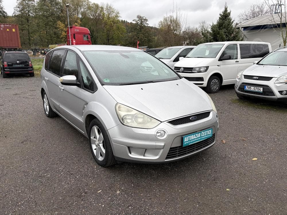 2007 Ford S-MAX - 4